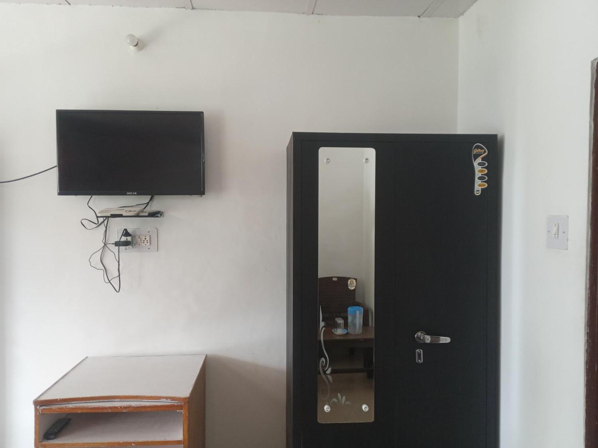 Nirmal Homestay Dharamshala Bagian luar foto